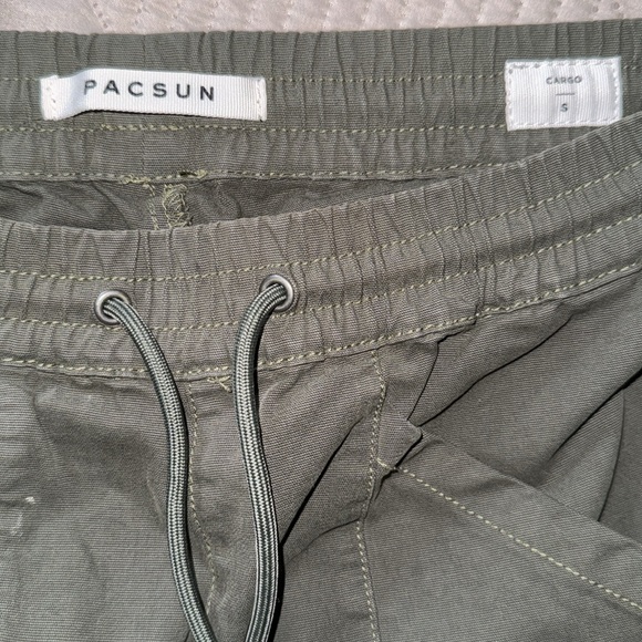 Pacsun cargo green pants . - Picture 4 of 5